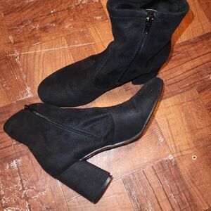 Nine West Black Suede Heeled Boots